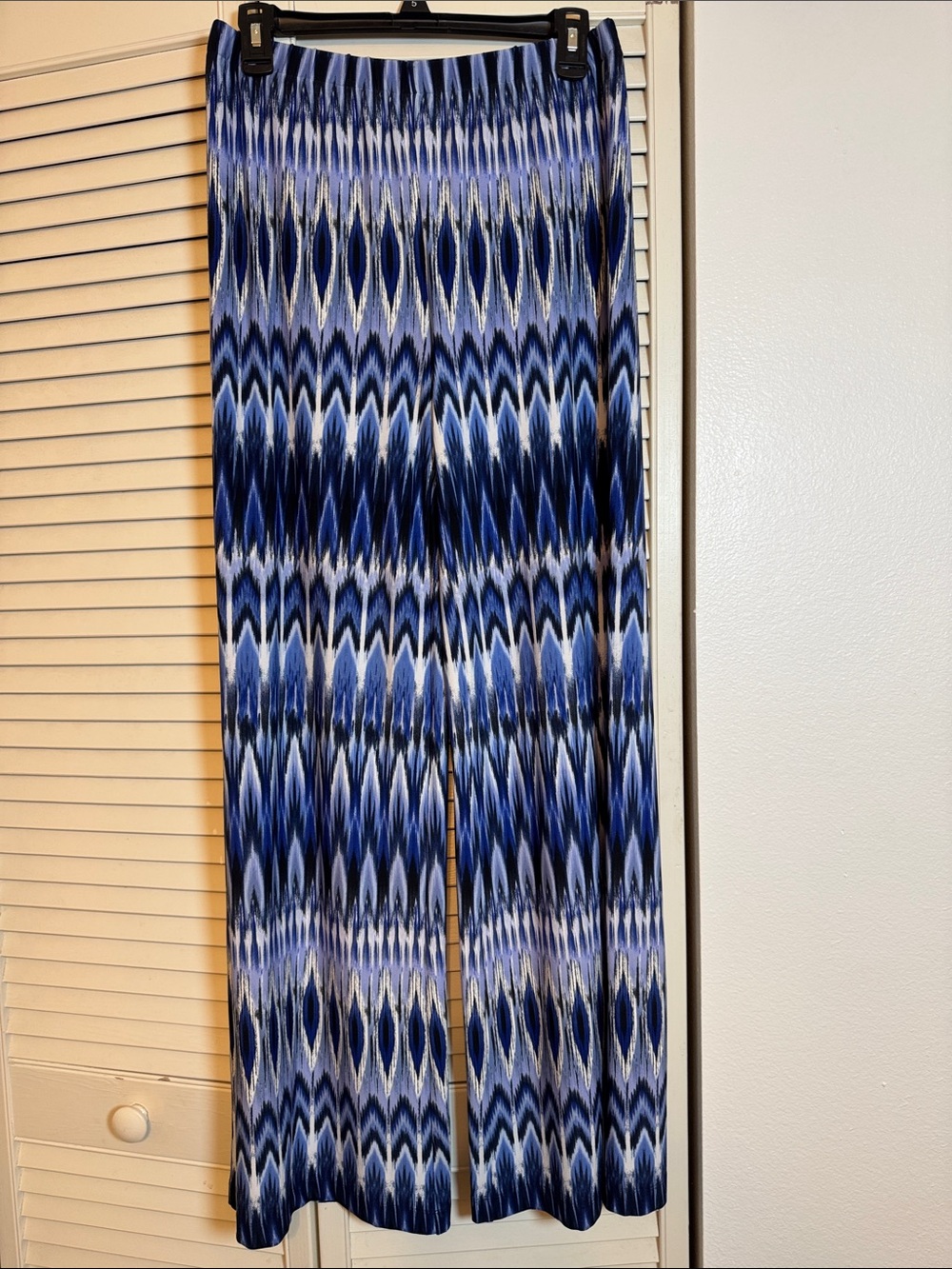 Chico Blue Patterned Flowy Pant - Women's Stretch Jersey Skirt